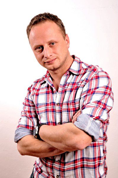 (Polski) Marcin Konieczny -gitara basowa